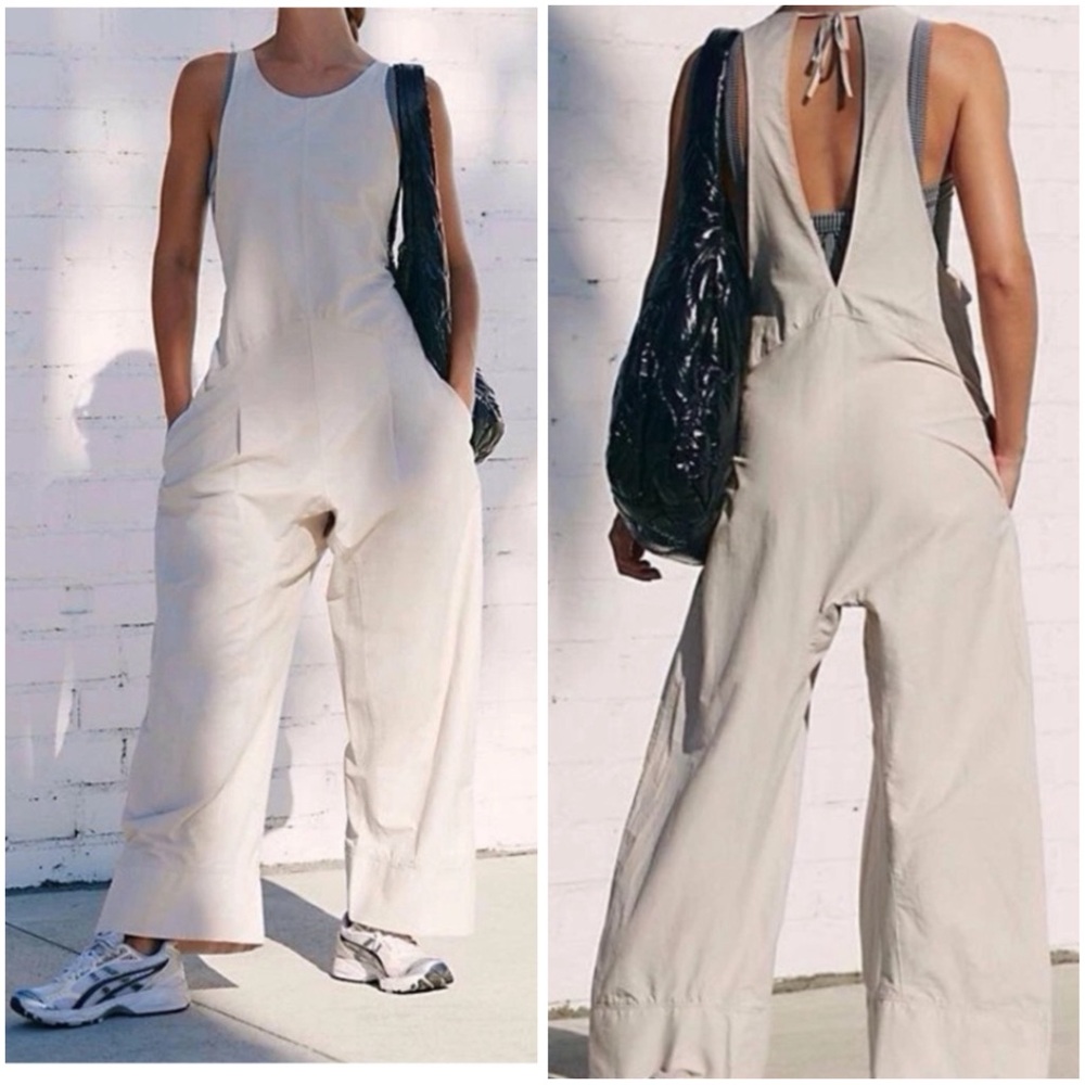 Free people wide leg  Jumpsuit break away size XS Cream Nwot